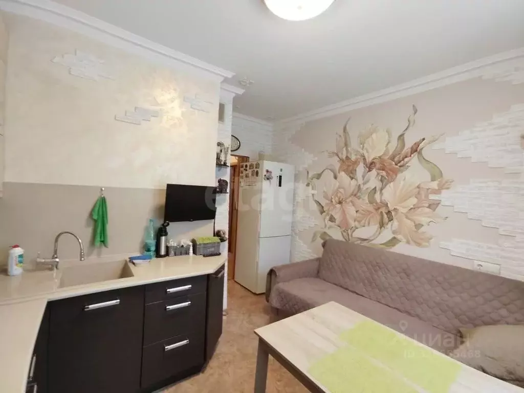 1-к кв. Владимирская область, Ковров Еловая ул., 82к3 (37.9 м) - Фото 1