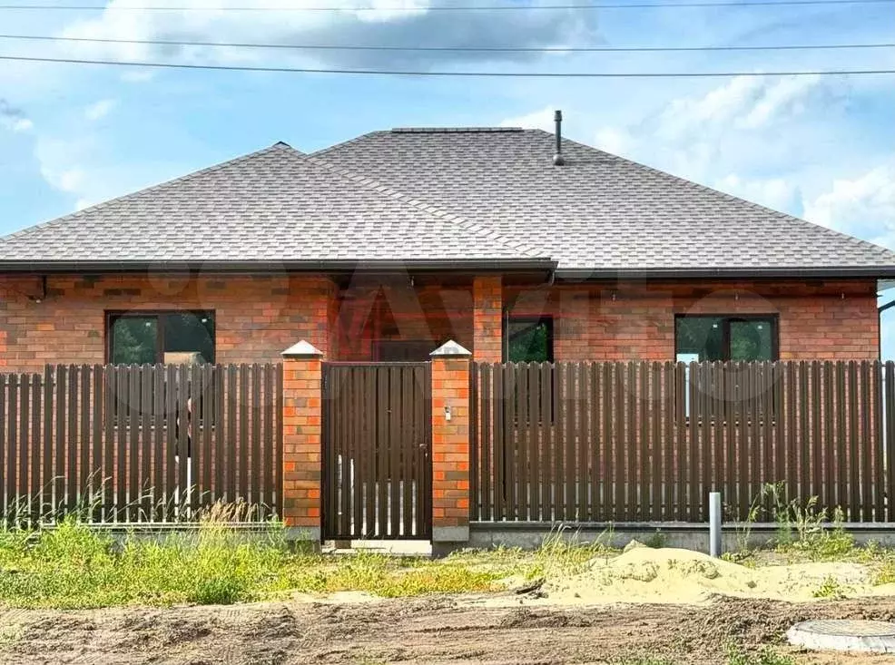 Дом 100 м на участке 8 сот. - Фото 0