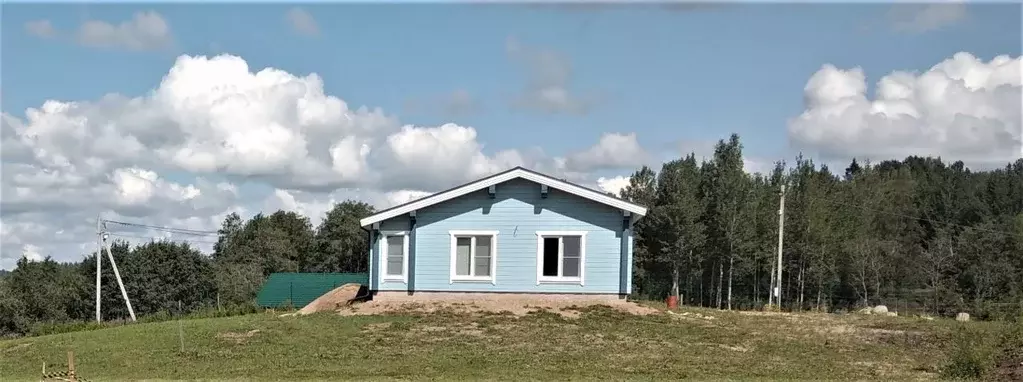 Дом в Новгородская область, Валдайский район, Короцкое с/пос, пос. ... - Фото 0