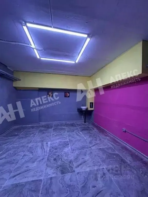 Помещение свободного назначения в Москва Лобненская ул., 6 (300 м) - Фото 2