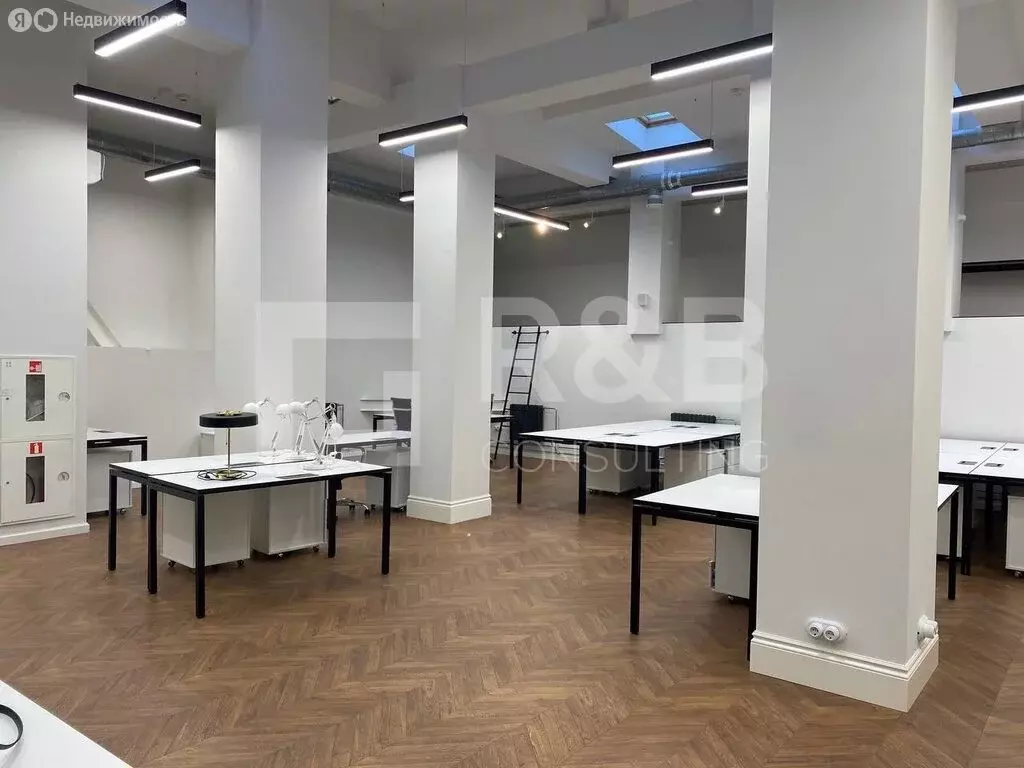 Офис (180 м) - Фото 1