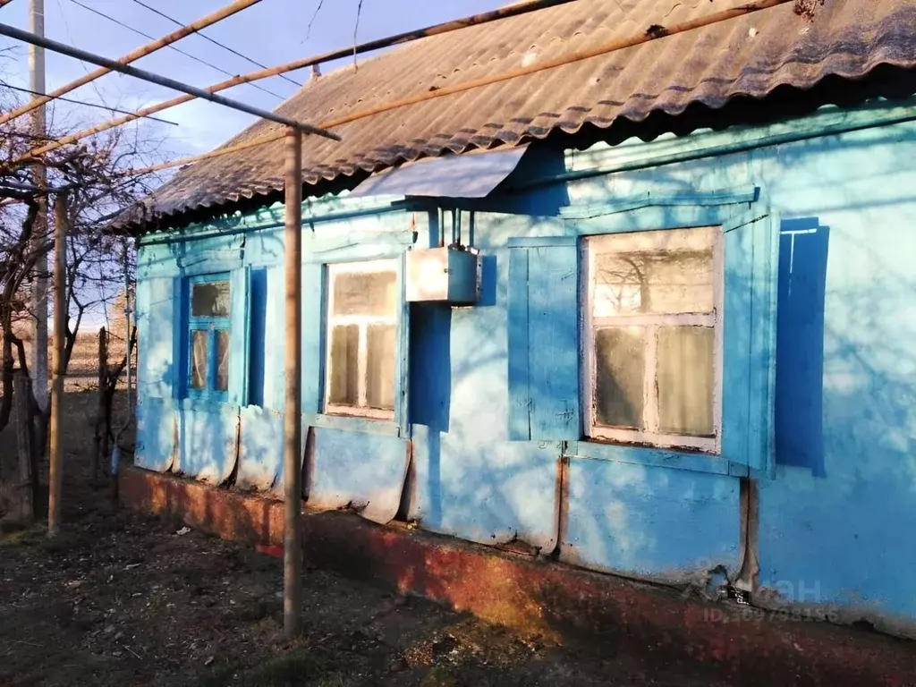 Дом в Ставропольский край, Кочубеевский муниципальный округ, с. Новая ... - Фото 1