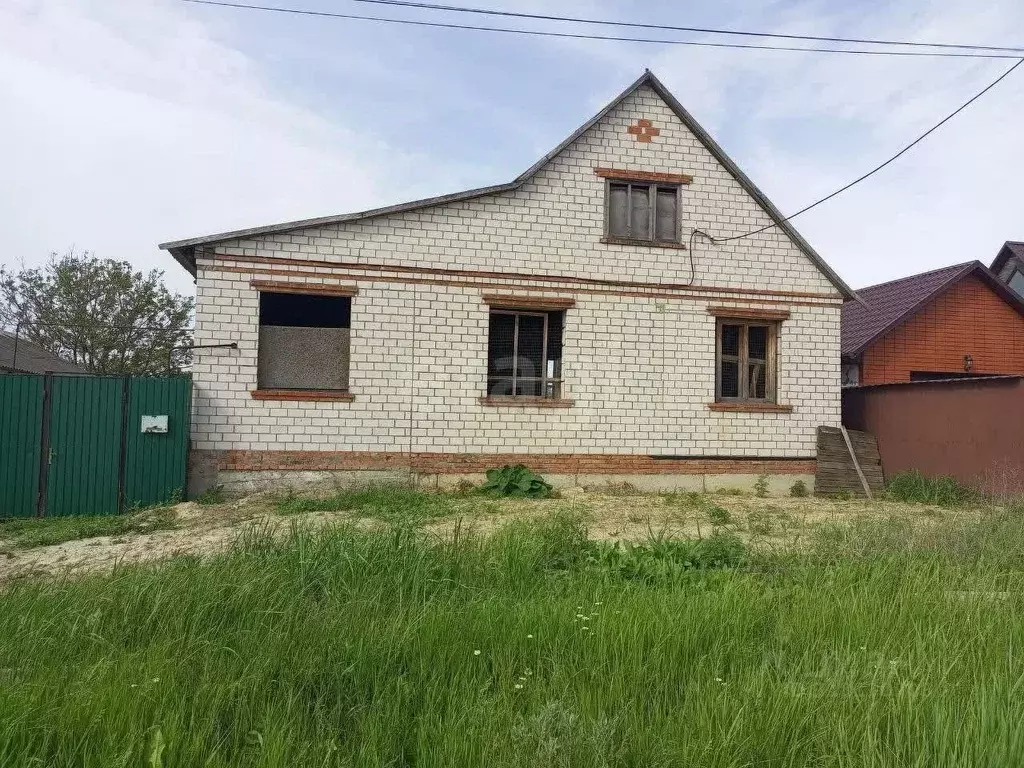 Дом в Белгородская область, Новооскольский муниципальный округ, с. ... - Фото 1