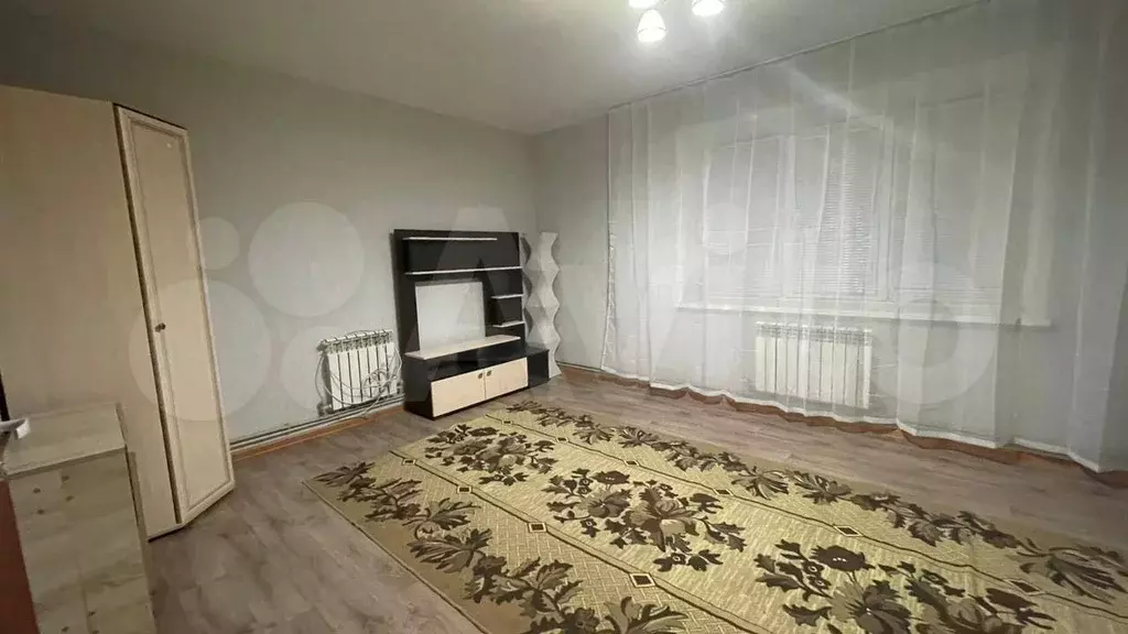 1-к. квартира, 35 м, 1/3 эт. - Фото 1