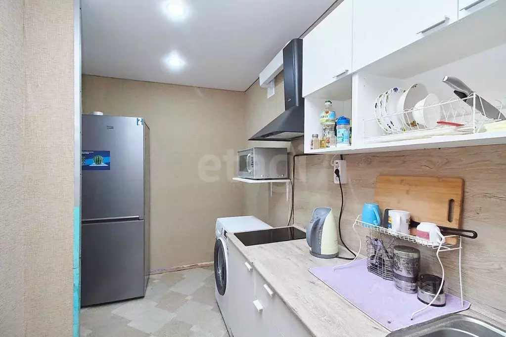 Комната Тюменская область, Тюмень ул. Республики, 214 (18.0 м) - Фото 1