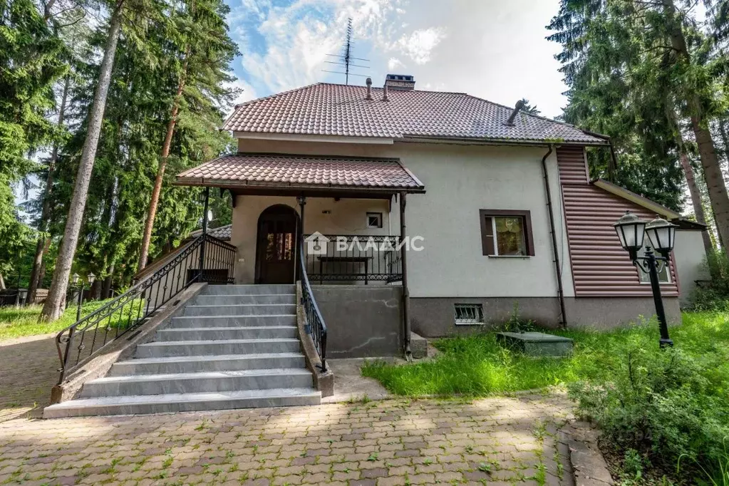 Дом в Ленинградская область, Всеволожск Константиновская ул. (260 м) - Фото 2