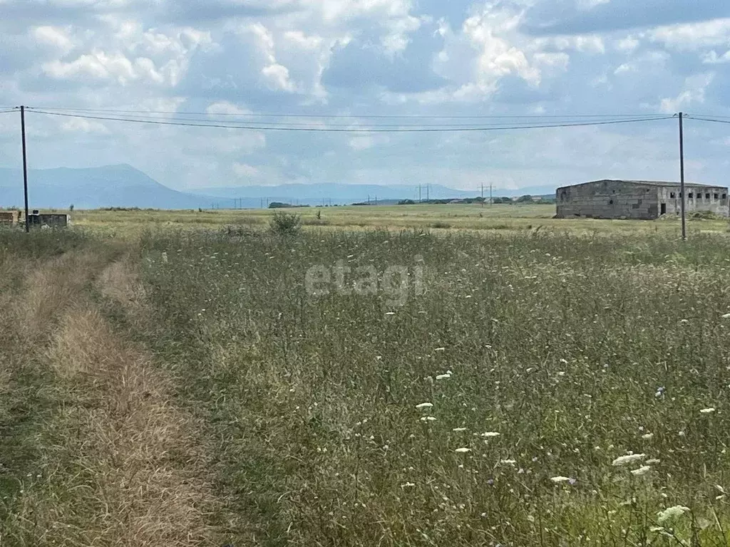 Участок в Крым, Симферопольский район, с. Трудовое ул. Тейфукова, 12 ... - Фото 1