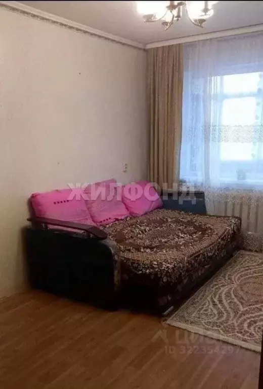 Комната Новосибирская область, Новосибирск ул. Макаренко, 12 (17.0 м) - Фото 1