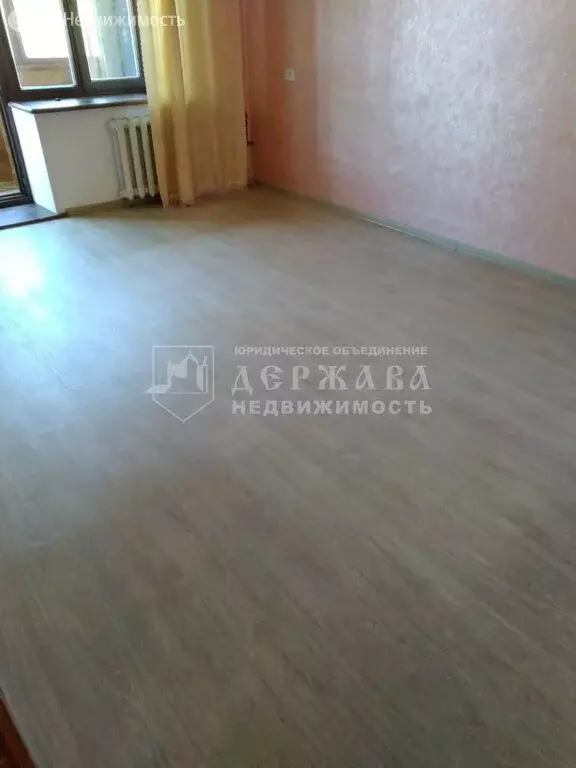 3-комнатная квартира: Кемерово, 2-й Тульский переулок, 8 (58.5 м) - Фото 1