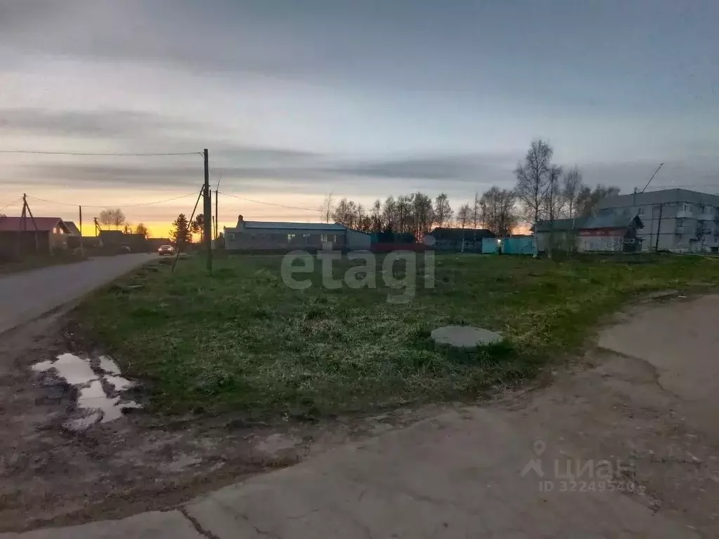 Участок в Вологодская область, пос. Перьево ул. Ветеранов (8.5 сот.) - Фото 1