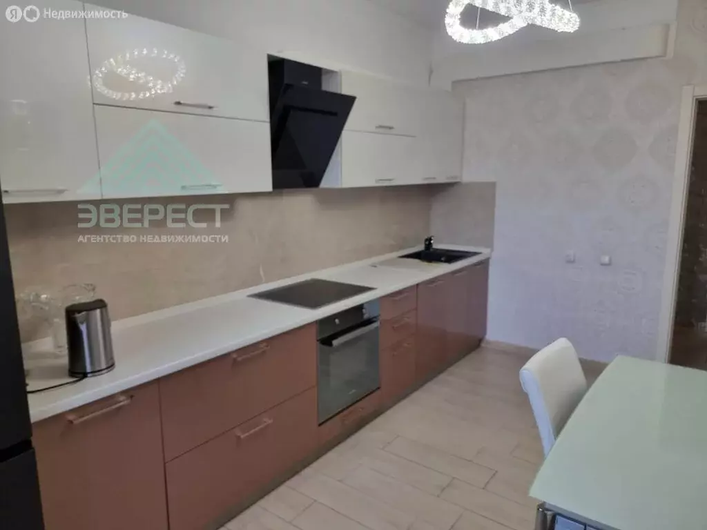 3-комнатная квартира: Абакан, улица Кирова, 118 (79.2 м) - Фото 1