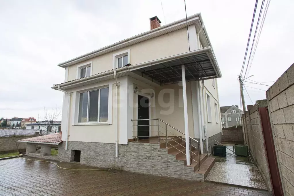 Дом в Севастополь ул. Изумрудная, 11 (263 м) - Фото 1