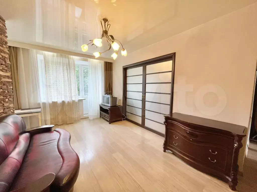 2-к. квартира, 50 м, 3/7 эт. - Фото 1