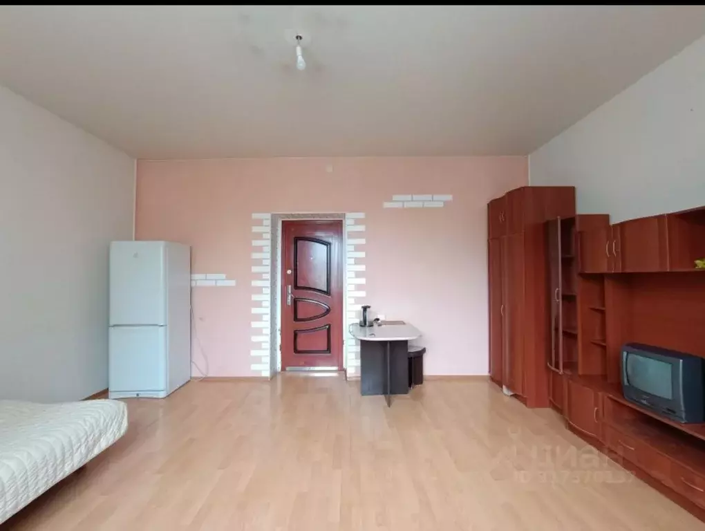 3-к кв. Свердловская область, Екатеринбург ул. Калинина, 53 (77.3 м) - Фото 0