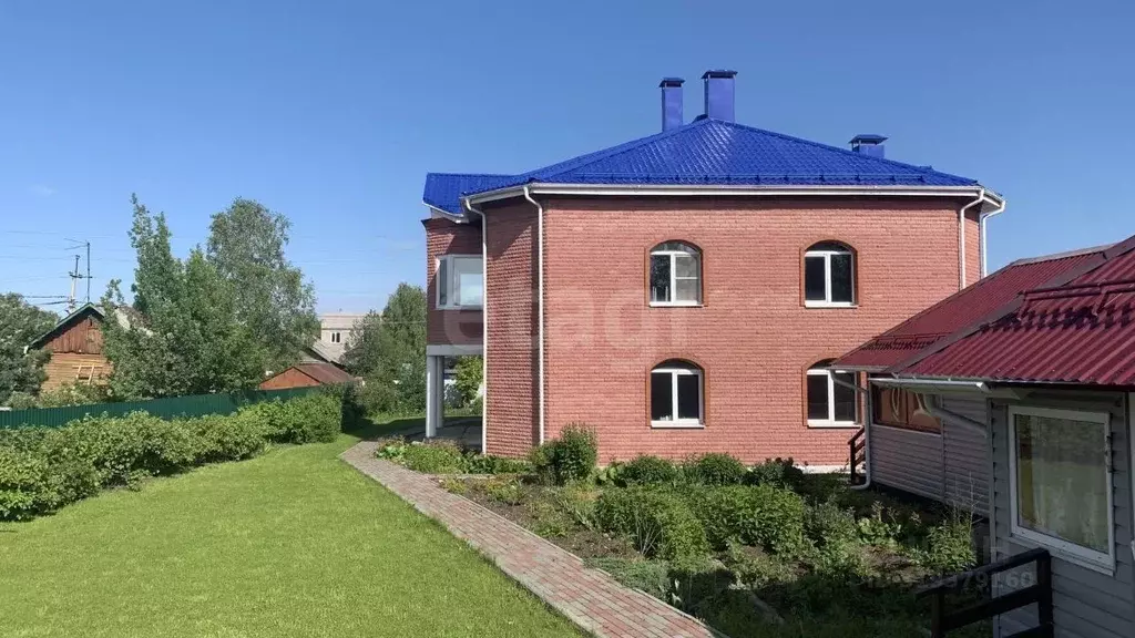 Дом в Коми, Сыктывкар Комсомольская ул., 44 (390 м) - Фото 1