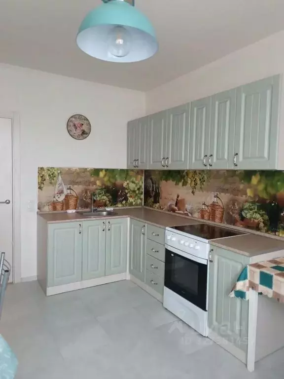 3-к кв. Москва ул. Генерала Белова, 28к2 (75.0 м) - Фото 1