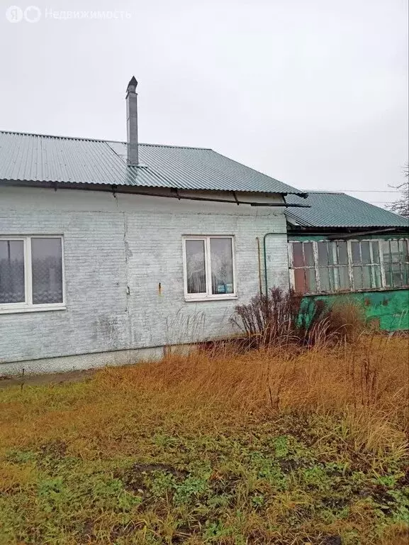 Дом в сельское поселение Молочно-Дворское, сельский посёлок станция ... - Фото 1