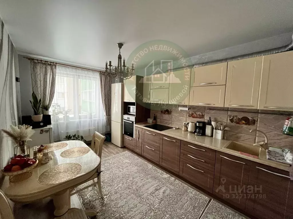 2-к кв. Алтайский край, Барнаул ул. Сергея Ускова, 42 (59.1 м) - Фото 2