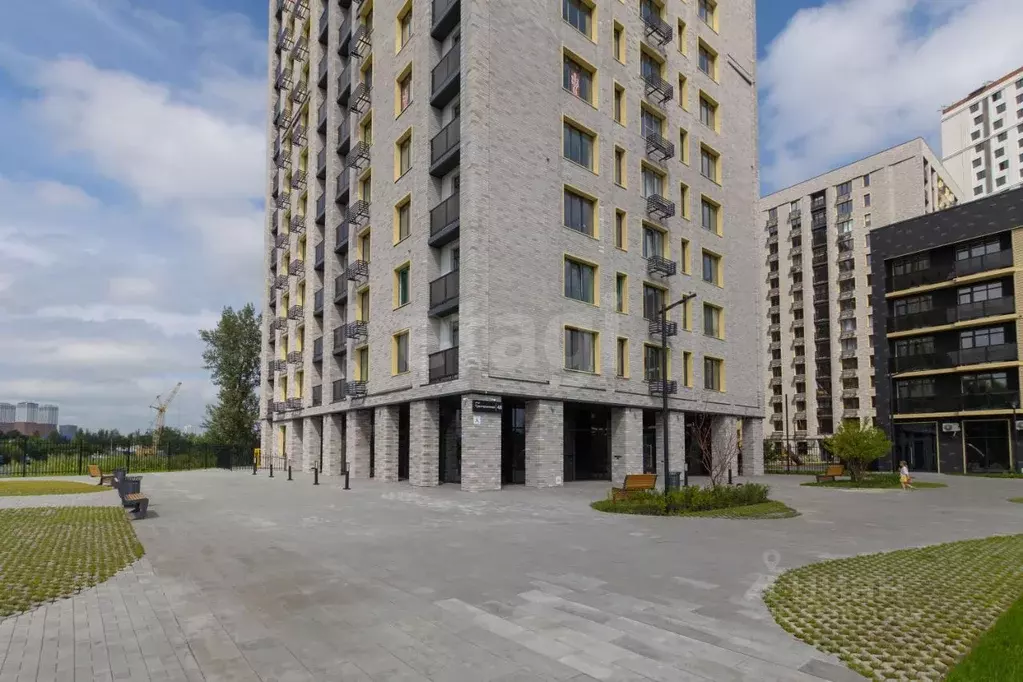 2-к кв. Тюменская область, Тюмень ул. Судостроителей, 48 (63.84 м) - Фото 1