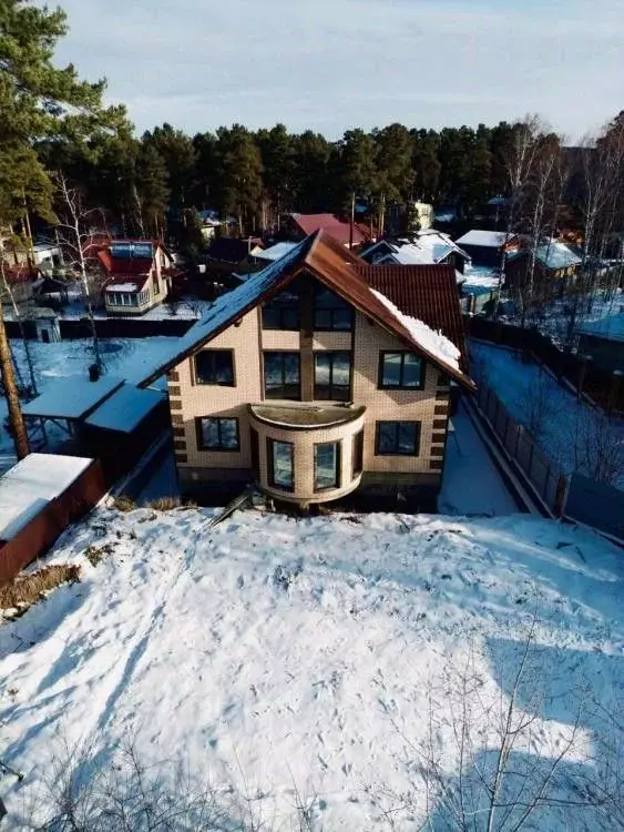 Дом в Иркутская область, Иркутский муниципальный округ, Политехник-3 ... - Фото 2