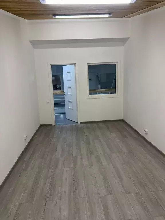 Офис в Санкт-Петербург пос. Парголово, ул. Ломоносова, 1 (18 м) - Фото 2