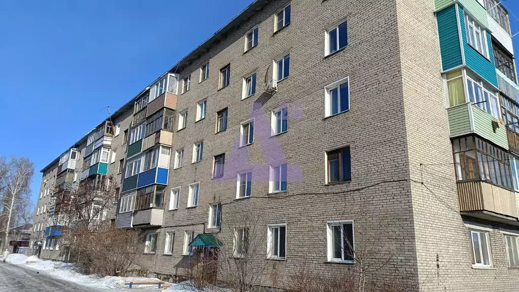 4-к кв. Алтайский край, Рубцовск ул. Рихарда Зорге, 41А (61.1 м) - Фото 0