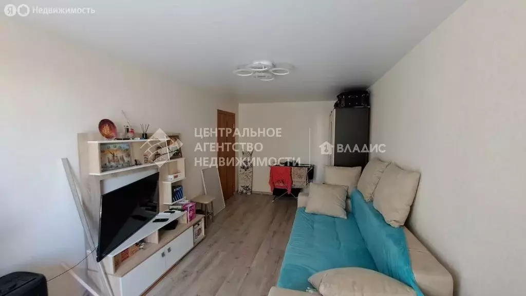 1-комнатная квартира: Рыбное, Путейская улица, 15 (32 м) - Фото 1