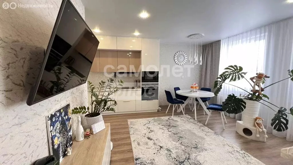 3-комнатная квартира: Казань, Тэцевская улица, 4Д (60 м) - Фото 1