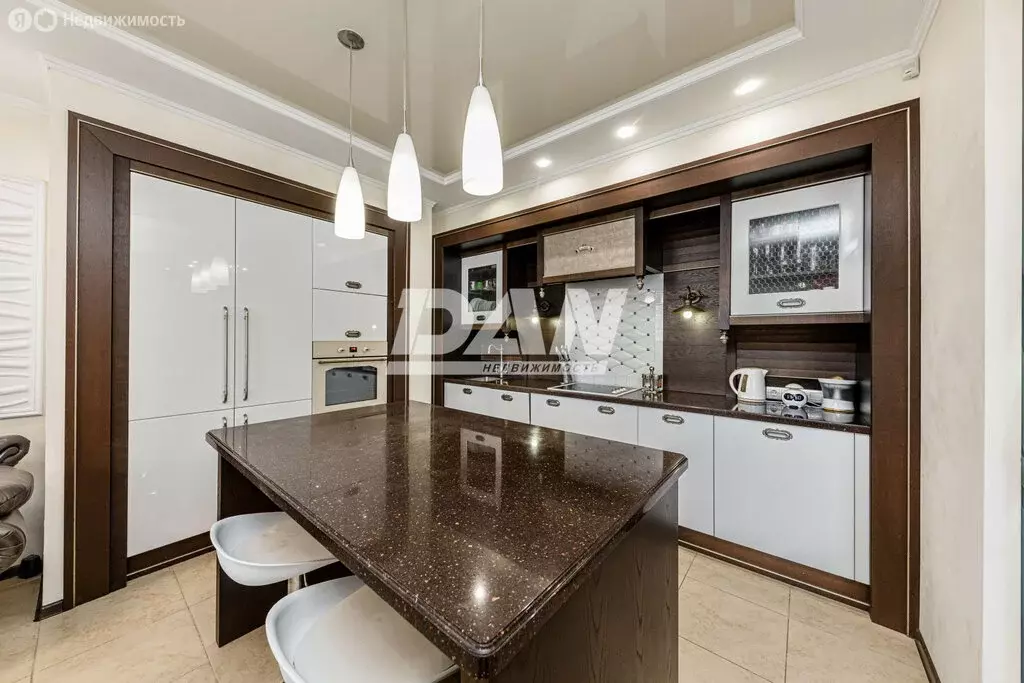 3-комнатная квартира: Челябинск, улица Бейвеля, 14 (150.4 м) - Фото 1