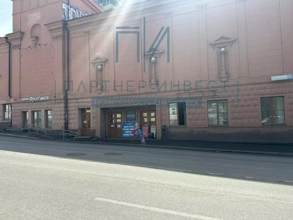 Помещение свободного назначения в Свердловская область, Екатеринбург ... - Фото 0