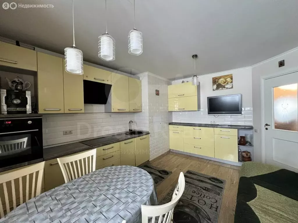 2-комнатная квартира: село Рождествено, Сиреневый бульвар, 21 (72.4 м) - Фото 2