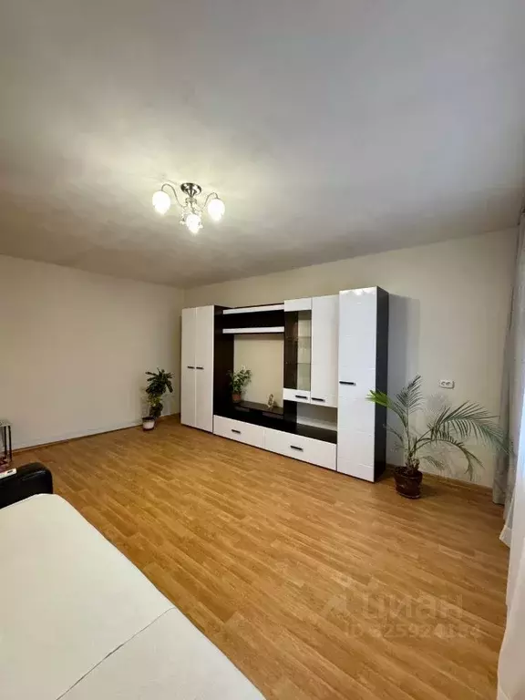 2-к кв. Свердловская область, Екатеринбург ул. Шефская, 61 (47.0 м) - Фото 2