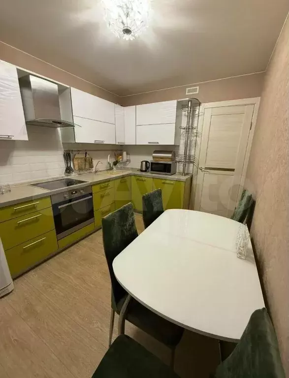 2-к. квартира, 50 м, 1/9 эт. - Фото 0