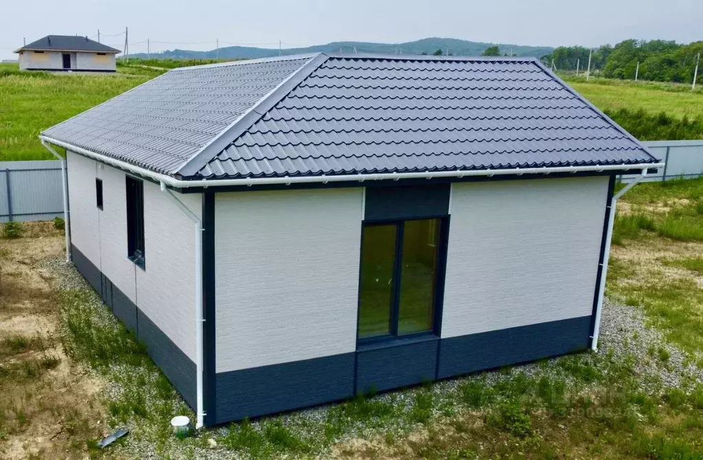 Дом в Приморский край, Надеждинский район, пос. Соловей-Ключ ул. ... - Фото 1