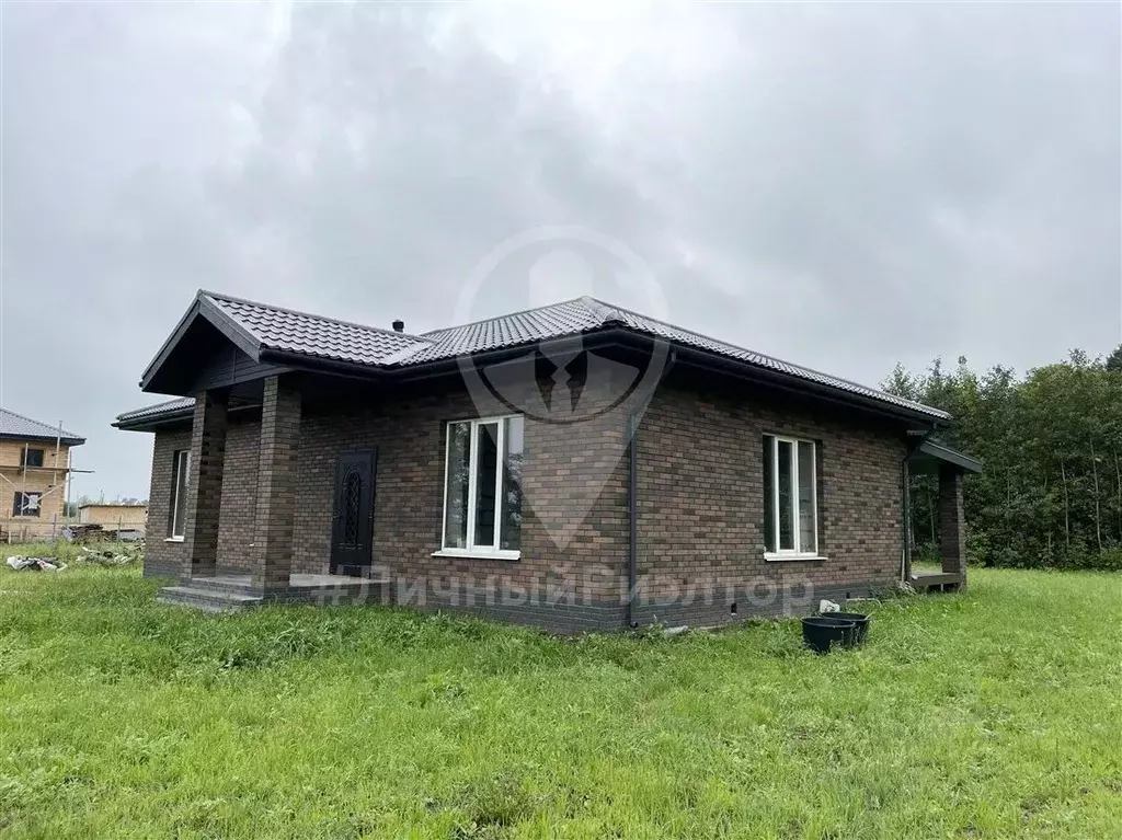 Дом в Рязанская область, Рыбновский район, Ходынинское с/пос, с. ... - Фото 1