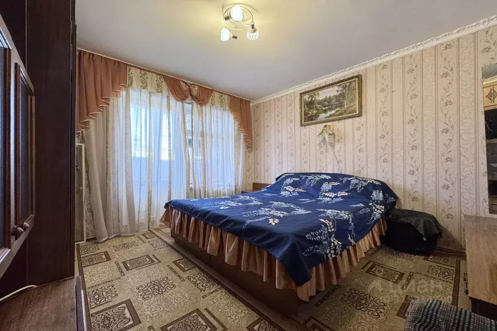 2-к кв. Крым, Феодосия ул. Земская, 19/6 (60.0 м) - Фото 0