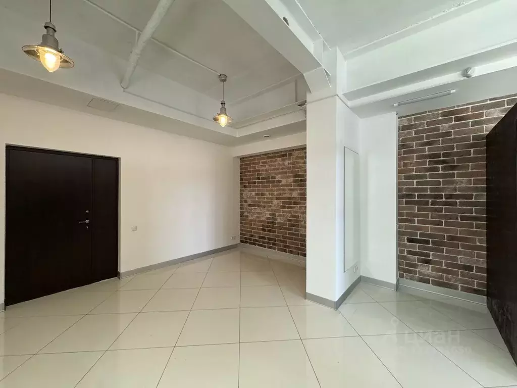 Помещение свободного назначения в Свердловская область, Екатеринбург ... - Фото 2