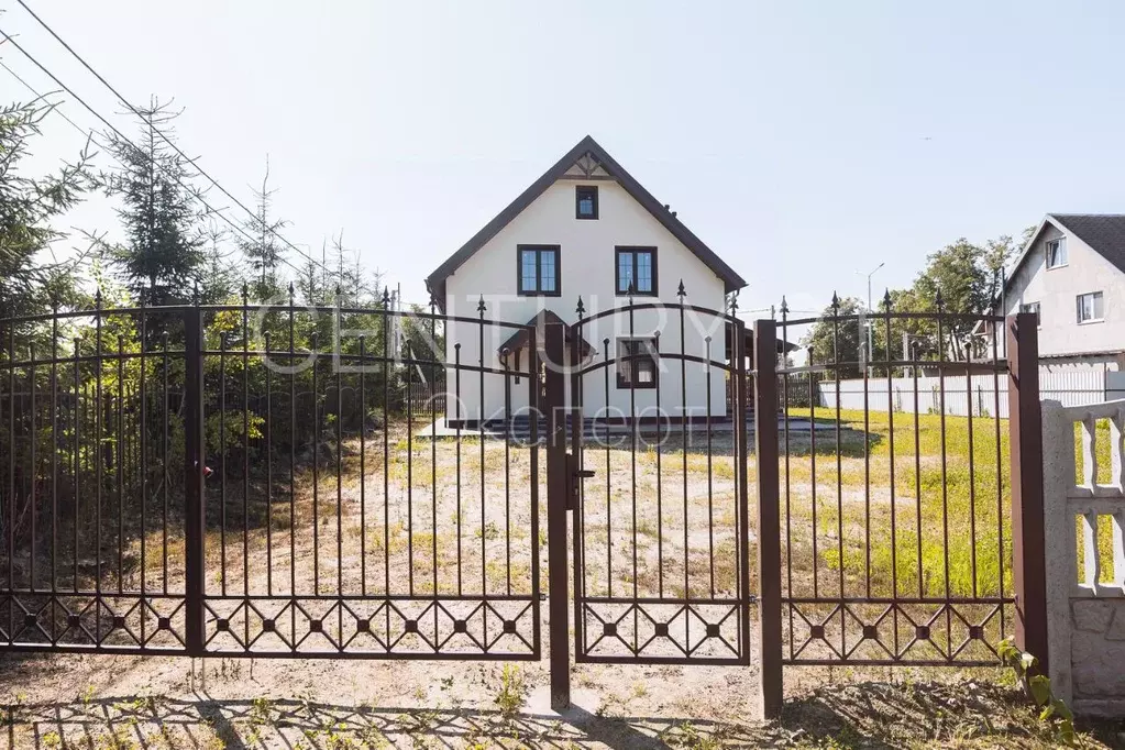 Дом в Калининградская область, Гурьевск ул. Больничная, 10 (176 м) - Фото 1