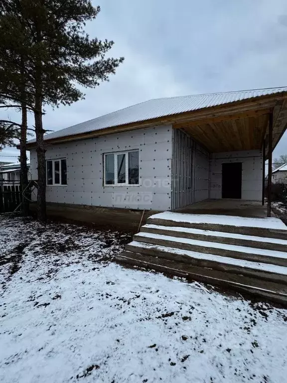 Дом в Оренбургская область, с. Ташла пер. Коммунальный (120 м) - Фото 1