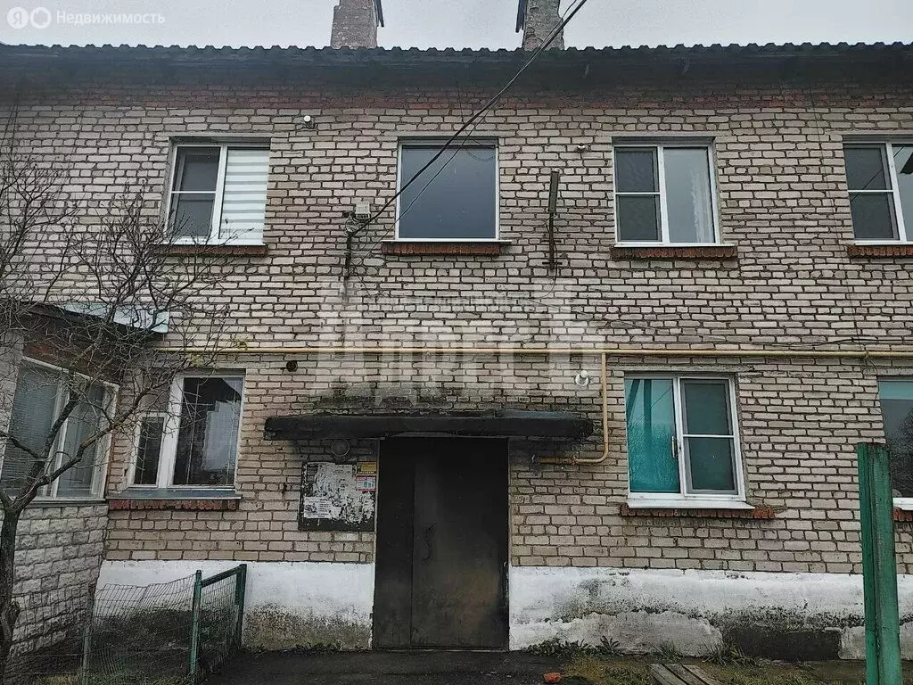 3-комнатная квартира: Жуков, Калужская улица, 7 (58 м) - Фото 0