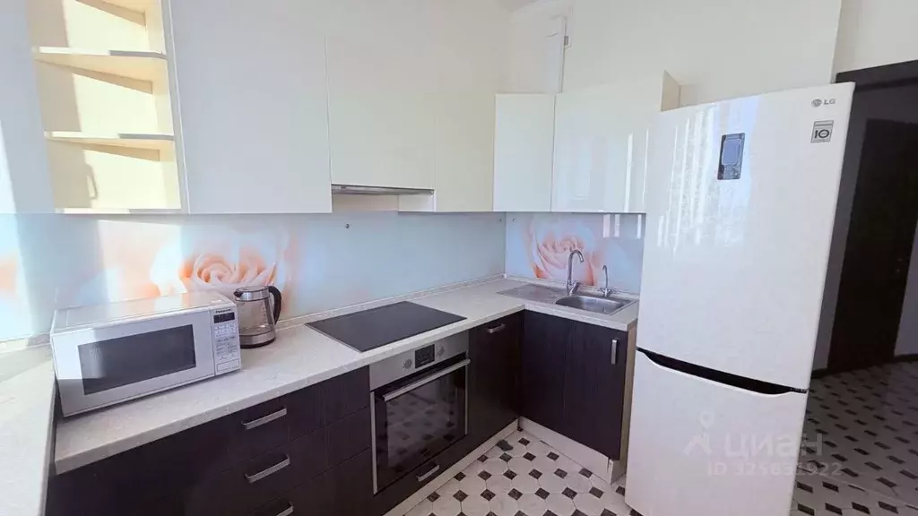 2-к кв. Челябинская область, Челябинск ул. Дзержинского, 86 (58.0 м) - Фото 1