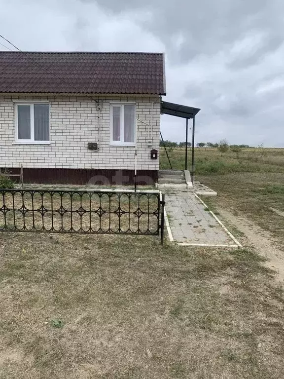 Дом в Белгородская область, Вейделевка рп ул. Заречная, 4 (34 м) - Фото 1
