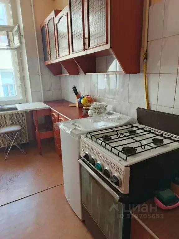 Комната Санкт-Петербург ул. Льва Толстого, 1-3Б (22.0 м) - Фото 1