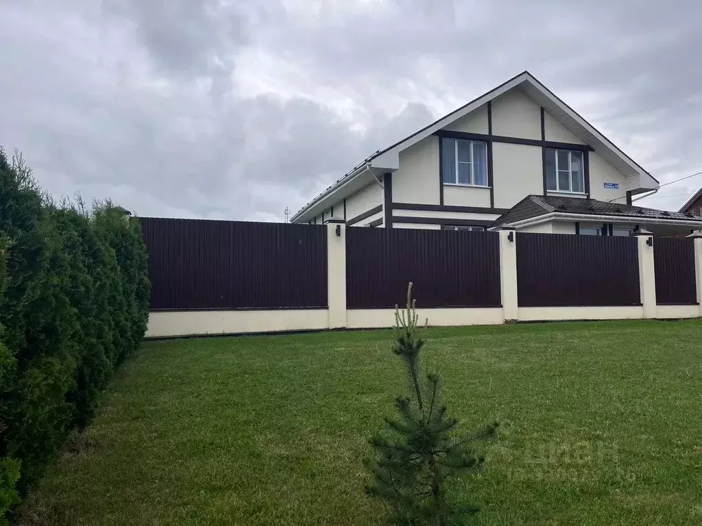 Дом в Нижегородская область, с. Дивеево пер. 2-й Солнечный, 9 (100 м) - Фото 1