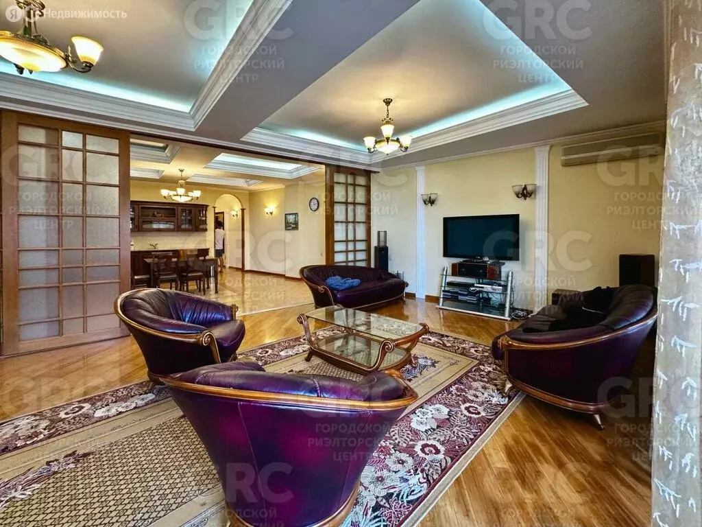 3-комнатная квартира: Сочи, микрорайон Светлана, проспект Пушкина, 5А ... - Фото 1