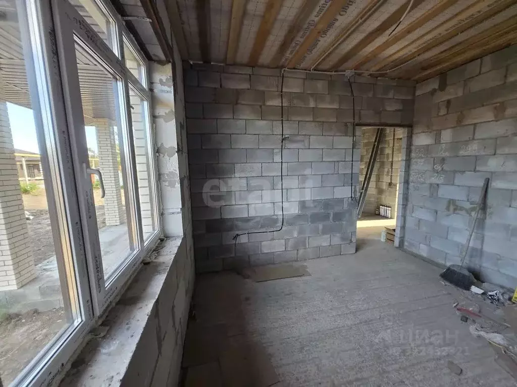 Дом в Белгородская область, Старооскольский городской округ, с. ... - Фото 1