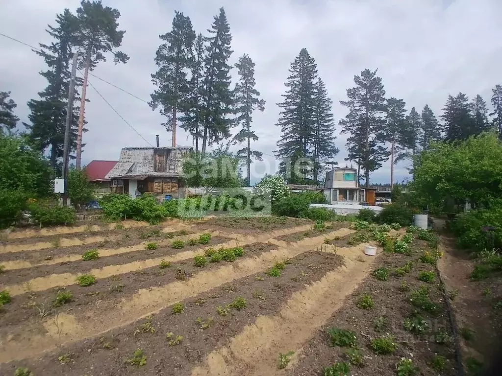 Участок в Свердловская область, Ревда пл. Победы (9.0 сот.) - Фото 2