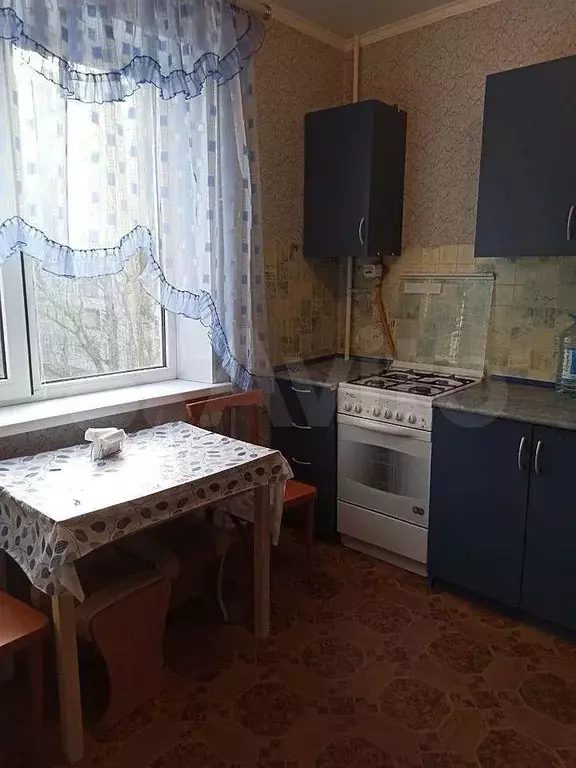 1-к. квартира, 40 м, 4/9 эт. - Фото 1