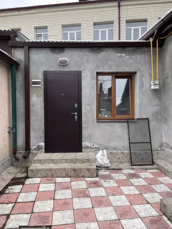Дом в Северная Осетия, Владикавказ ул. Ватутина, 84 (25 м) - Фото 1