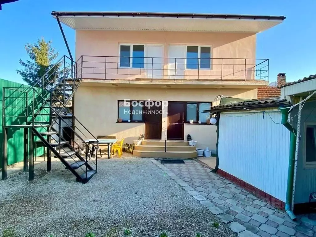 Дом в Крым, Феодосия ул. Гарнаева, 1 (190 м) - Фото 1